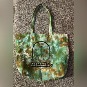Lykke Wullf tote bag with artwork by Mallory Anita Lawson